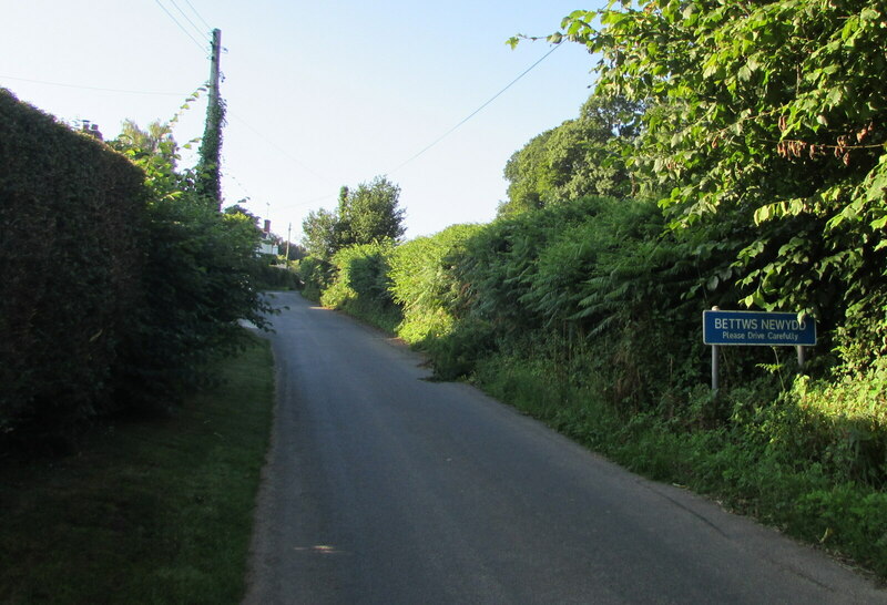 Village boundary sign, Bettws Newydd,... © Jaggery :: Geograph Britain ...