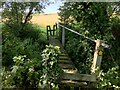 Footbridge on the path out of Little Compton