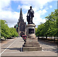 NS6065 : David Livingstone's statue in front of Glasgow Cathedral by habiloid