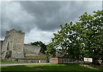 TQ7468 : Boundary of Rochester Cathedral and Rochester Castle by Basher Eyre
