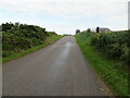 Road between Sootywells and Denhead