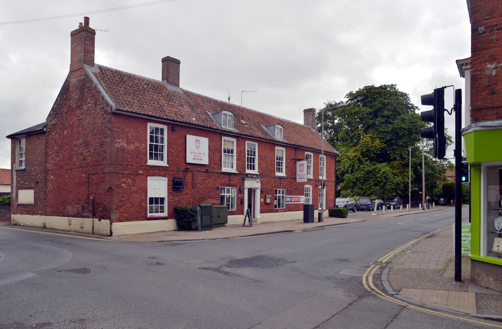 The Kings Head Norwich Street Dereham © Habiloid Geograph Britain