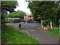 Path joining Trotshill Lane West, Worcester