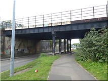 ST3086 : Railway bridge over Docks Way by David Smith