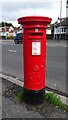 George V postbox on Glasgow Road (A761)