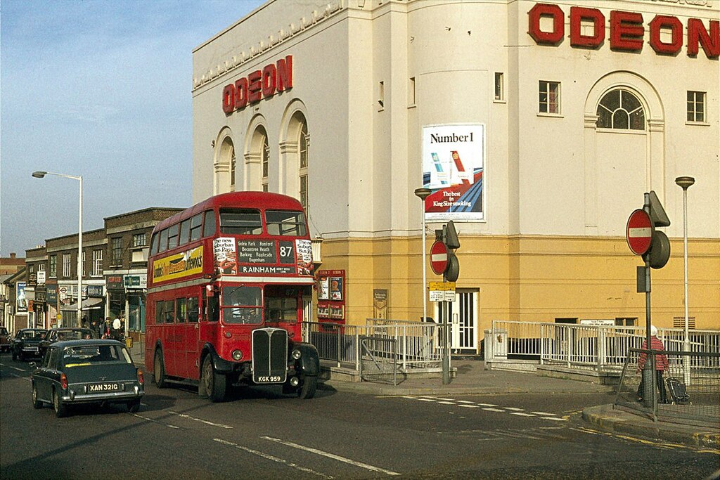 The Odeon cinema, Barking – 1978 © Alan Murray-Rust :: Geograph Britain ...