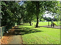 Footpath to the church, Byfield