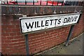 SO9483 : Willetts Drive off Clent View Road, Halesowen by Ian S