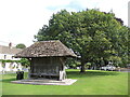 Shelters on Ham Green