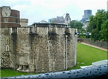 TQ3380 : Tower of London by Lauren