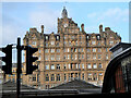 NT2573 : North British Hotel, Edinburgh by Jim Barton