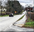 Peterstone Court direction sign, Llanhamlach, Powys