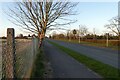 Pavement along Hollin Lane