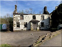 H6172 : Ruined building, Creggan Road, Carrickmore by Kenneth  Allen