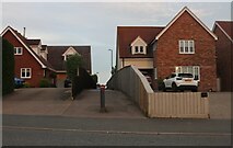 TM0343 : New houses on Lady Lane, Hadleigh by David Howard
