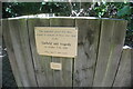 TL2207 : Memorial to the Hatfield Rail Tragedy by Ian S
