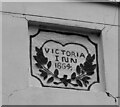SO5012 : Plaque, Former Victoria Inn, Monmouth by Derek Harper