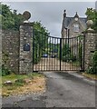 Elberton Manor entrance gates, Elberton