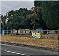ST6288 : Banner on a school perimeter fence, Alveston, South Gloucestershire by Jaggery