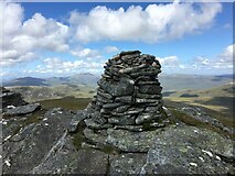 NH2468 : Summit cairn of An Coileachan by Steven Brown