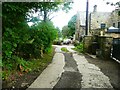 Footpath 105/4 on the driveway to Firth House, Barkisland