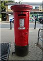 George V postbox, Crowthorne News and Post Office