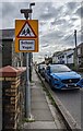 Bilingual warning sign, High Street, Pentwynmawr