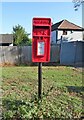 TL5703 : Elizabeth II postbox on Chelmsford Road by JThomas