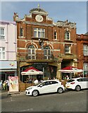 TR3864 : The Queen's Head, 76 Harbour Parade, Ramsgate by Alan Murray-Rust