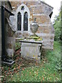 Hotchkin tomb, Allexton