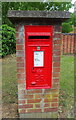 Elizabeth II postbox on Boston Drive, Bourne End