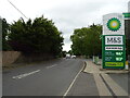 Thame Road (A329), Stadhampton