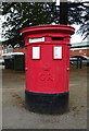 Double Aperture George V postbox on  Windsor Road, Slough
