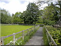 Footpath alongside Bolton Road, Addingham