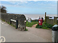 Path to the sea wall, Exeter Road, Dawlish