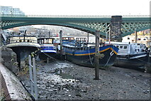TQ2676 : Boats by Battersea railway Bridge by N Chadwick
