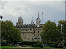 TQ3380 : Tower of London by Matthew Chadwick