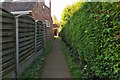 Footpath to Bunyan Close