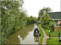 SP4640 : Oxford Canal outside Banbury town centre by Stephen Craven