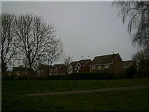 SU8649 : Houses in Laurel Gardens seen from Brickfields Park by Basher Eyre