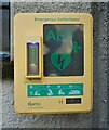 Emergency defibrillator