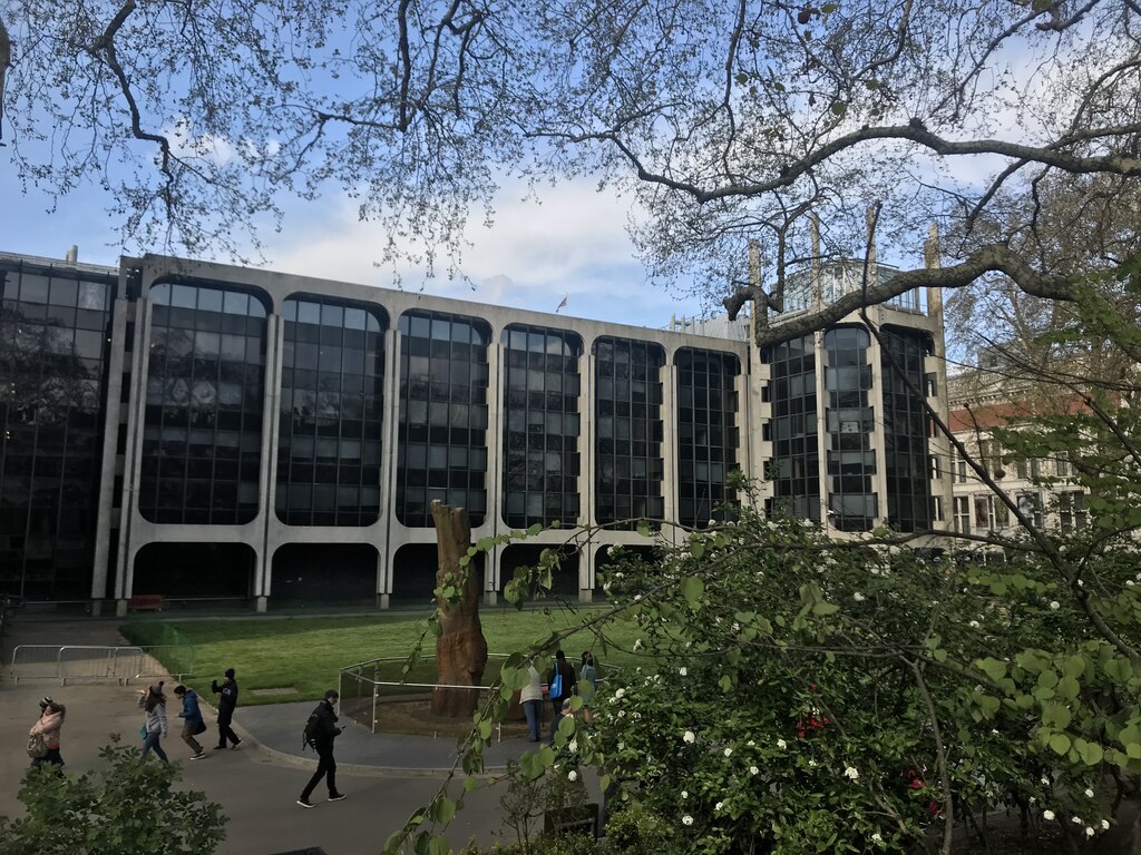 Natural History Museum, Cromwell Road © Bryn Holmes :: Geograph Britain ...