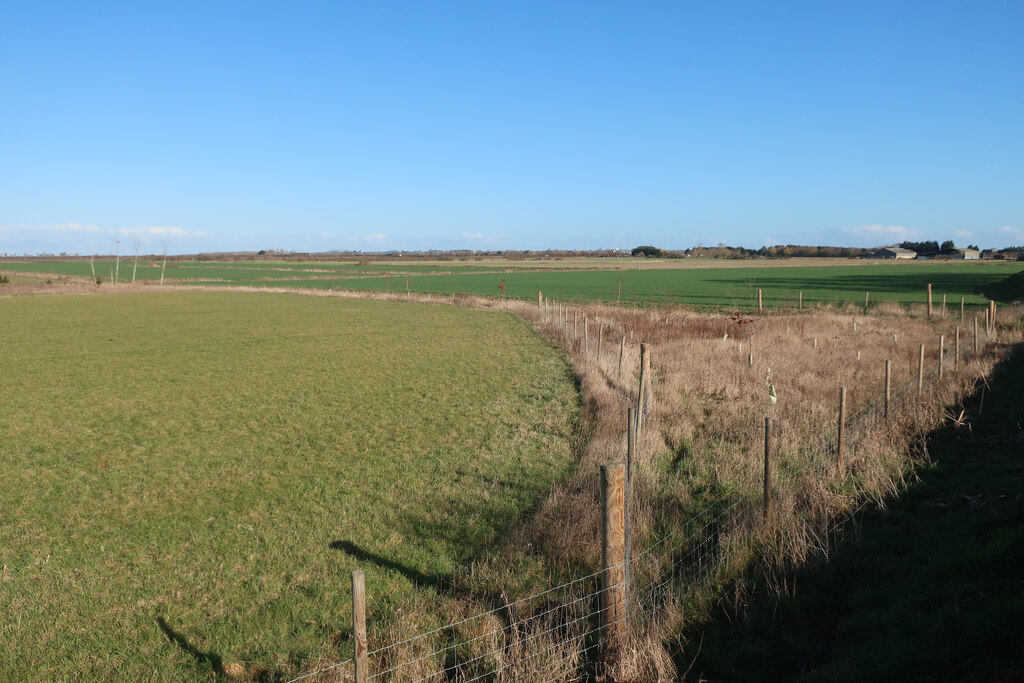 Fields by Cottenham Lode © Hugh Venables :: Geograph Britain and Ireland