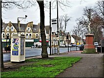 TA0827 : Boulevard, Kingston upon Hull by Bernard Sharp