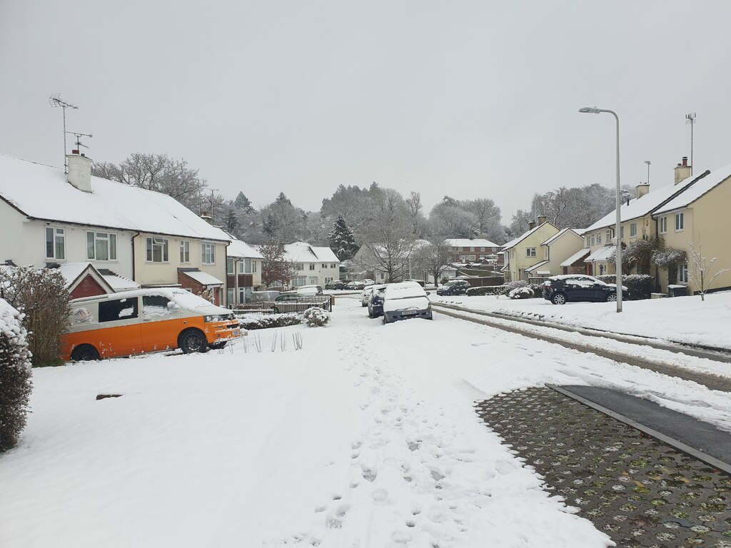 Garford Crescent In The Snow © Oscar Taylor :: Geograph Britain And Ireland