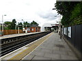 Hatch End station platform