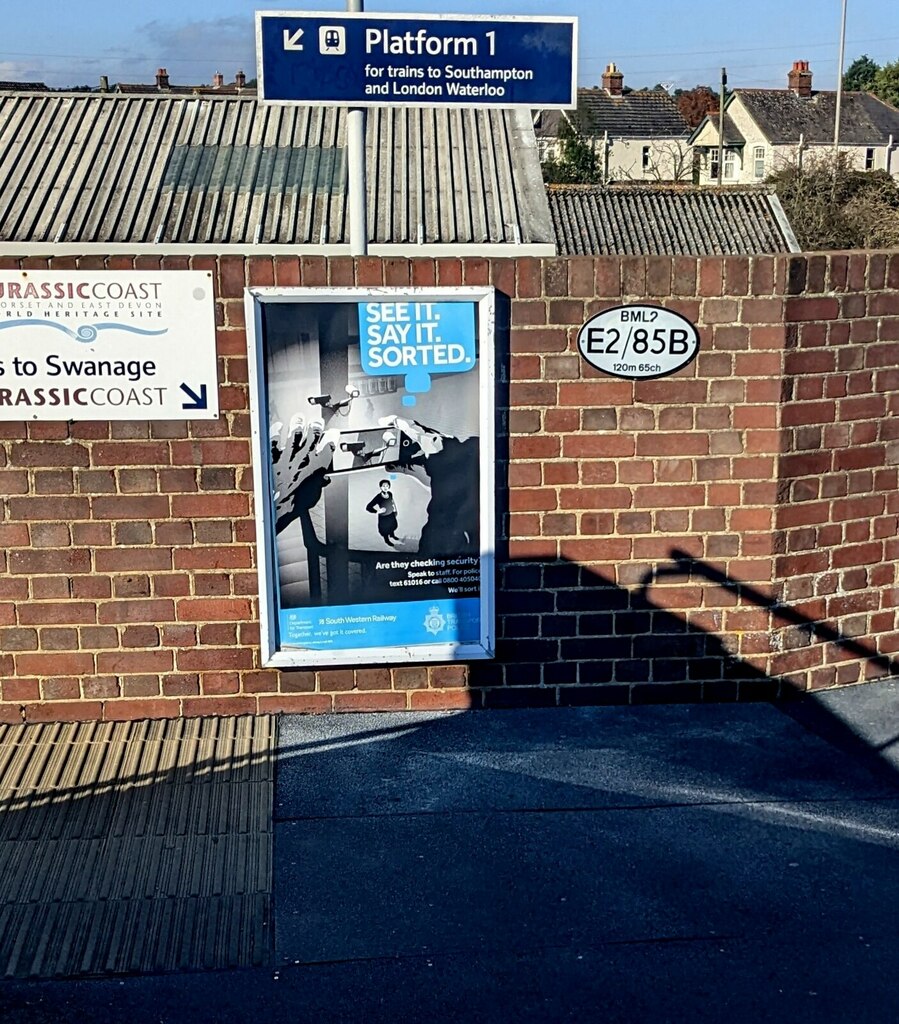 platform-1-direction-sign-wareham-jaggery-geograph-britain-and