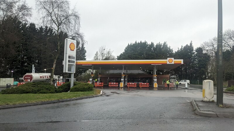 shell-service-station-leominster-fabian-musto-geograph-britain