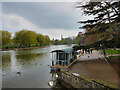 SP2054 : River Avon, Stratford-Upon-Avon by David Dixon