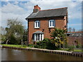 Classic canal side cottage at Hampton Bank